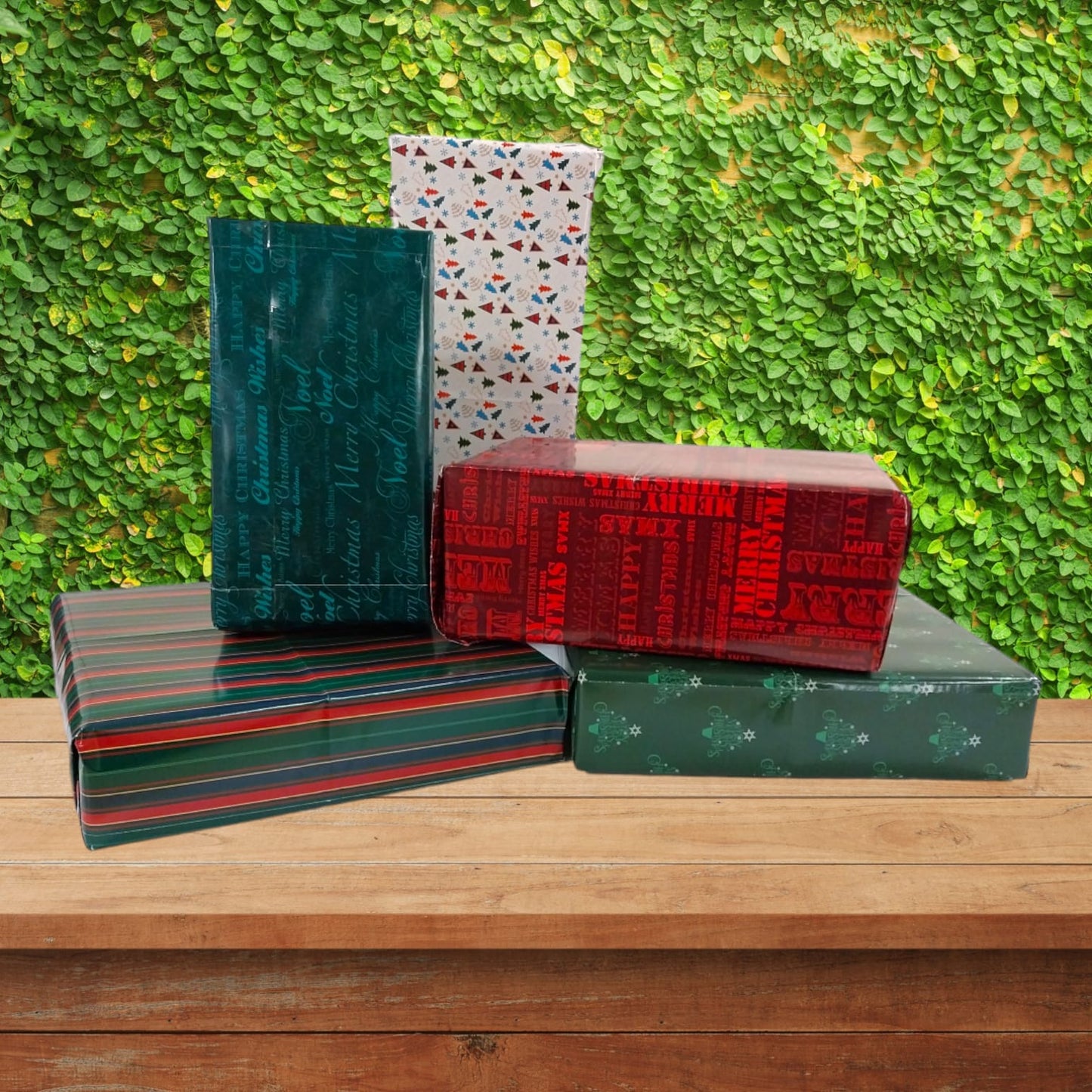 10 Sheet of Mix Designer' Soft touch Foiled Christmas Giftwrap