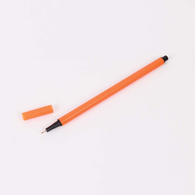 Pack of 8 Assorted Coloured Fineliners