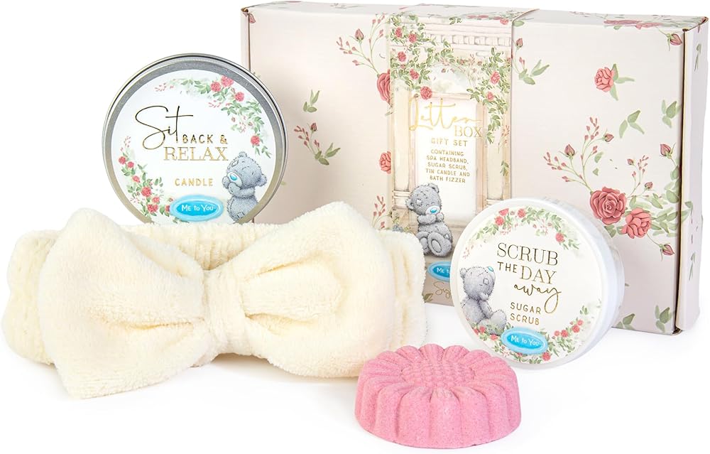 Me to You Letterbox Gift Set For Relaxation Includes Candle, Bath Fizzer, Spa Headband And Sugar Scrub Signature Collection