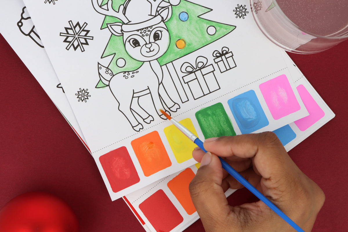Pack of 6 Christmas Water Colouring Set (21cm x 15cm)