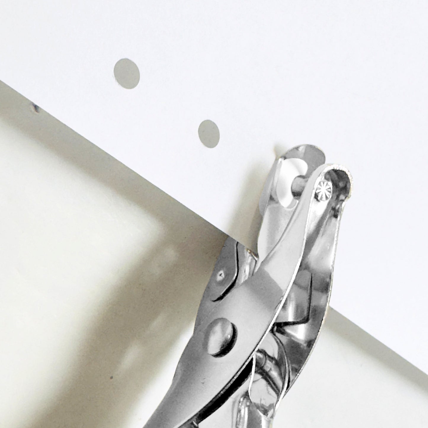 Pack of 6 Single One Hole Punch - Metal Hand Held Paper Puncher