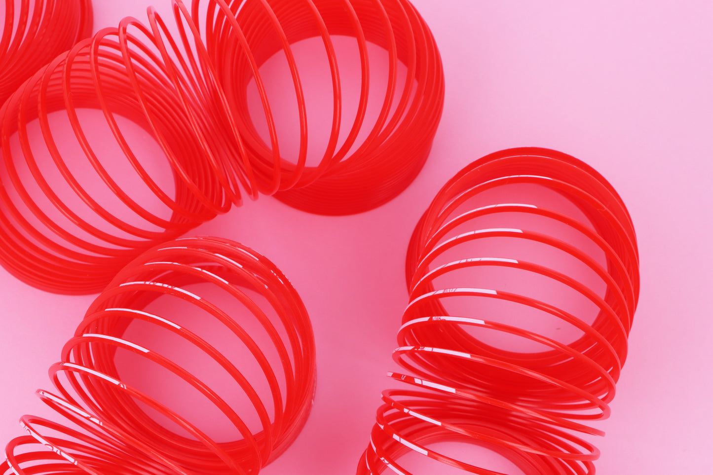 Pack of 12 Red Christmas Springs 6.5cm