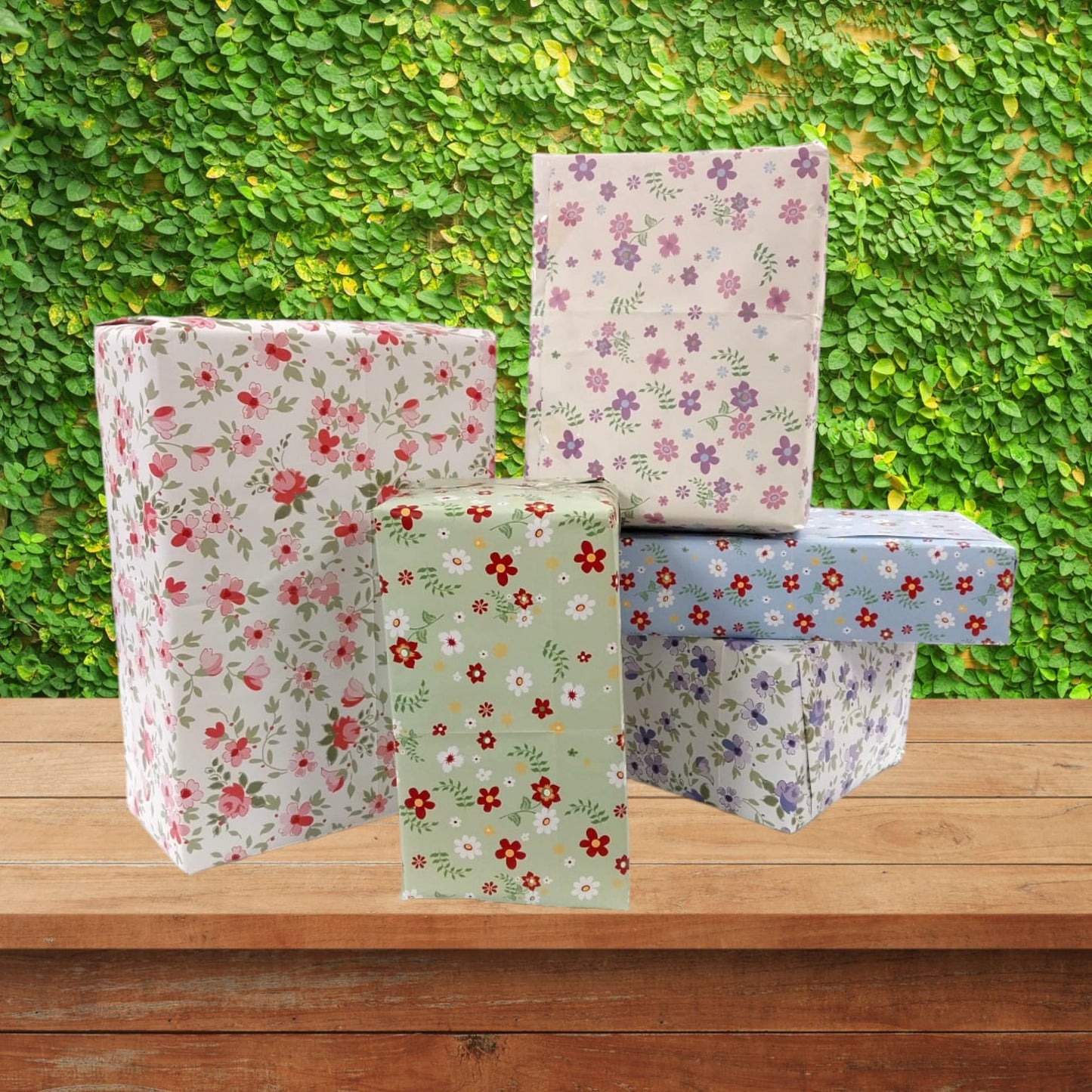 10 Sheets of Luxury Mix Designer Gift Wrapping Paper and Tags