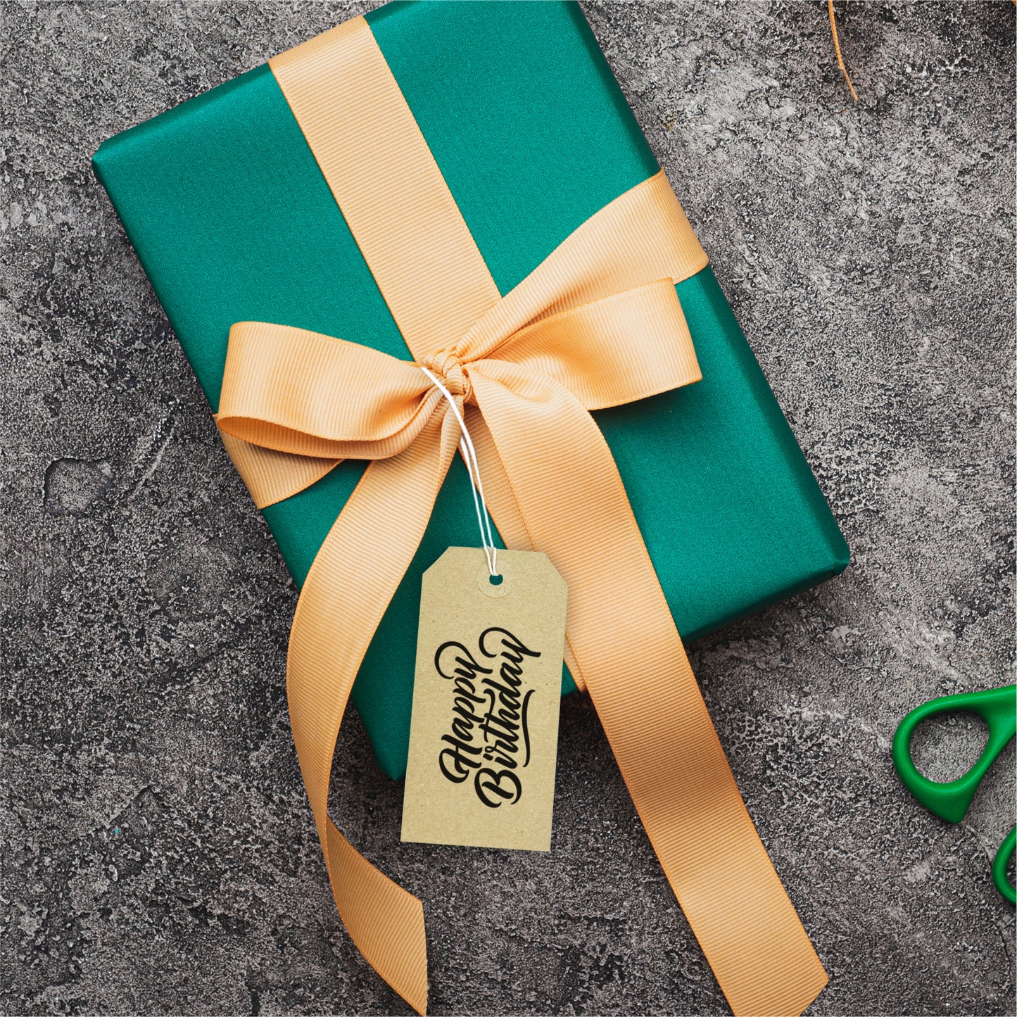 Pack of 250 Brown Buff Strung Tags 82mm x 41mm