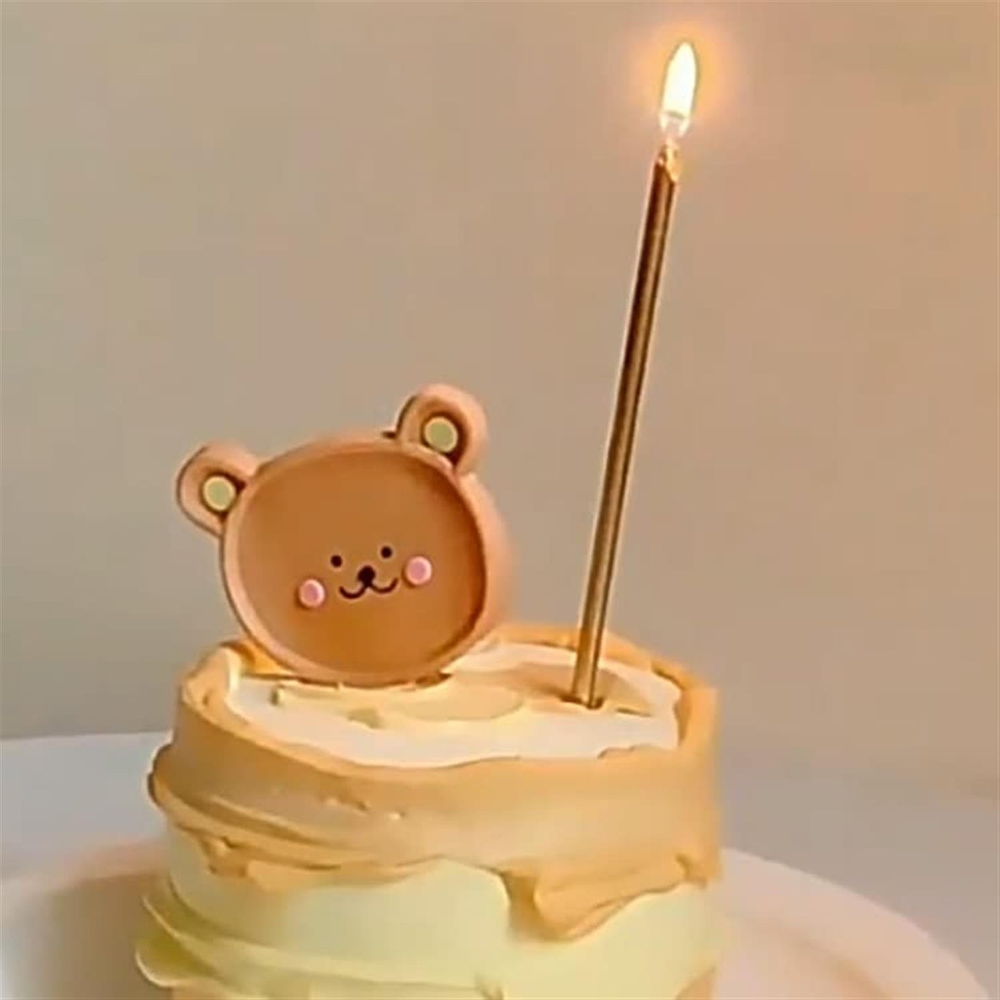 Pack of 6 Golden Smokeless Birthday Cake Candles