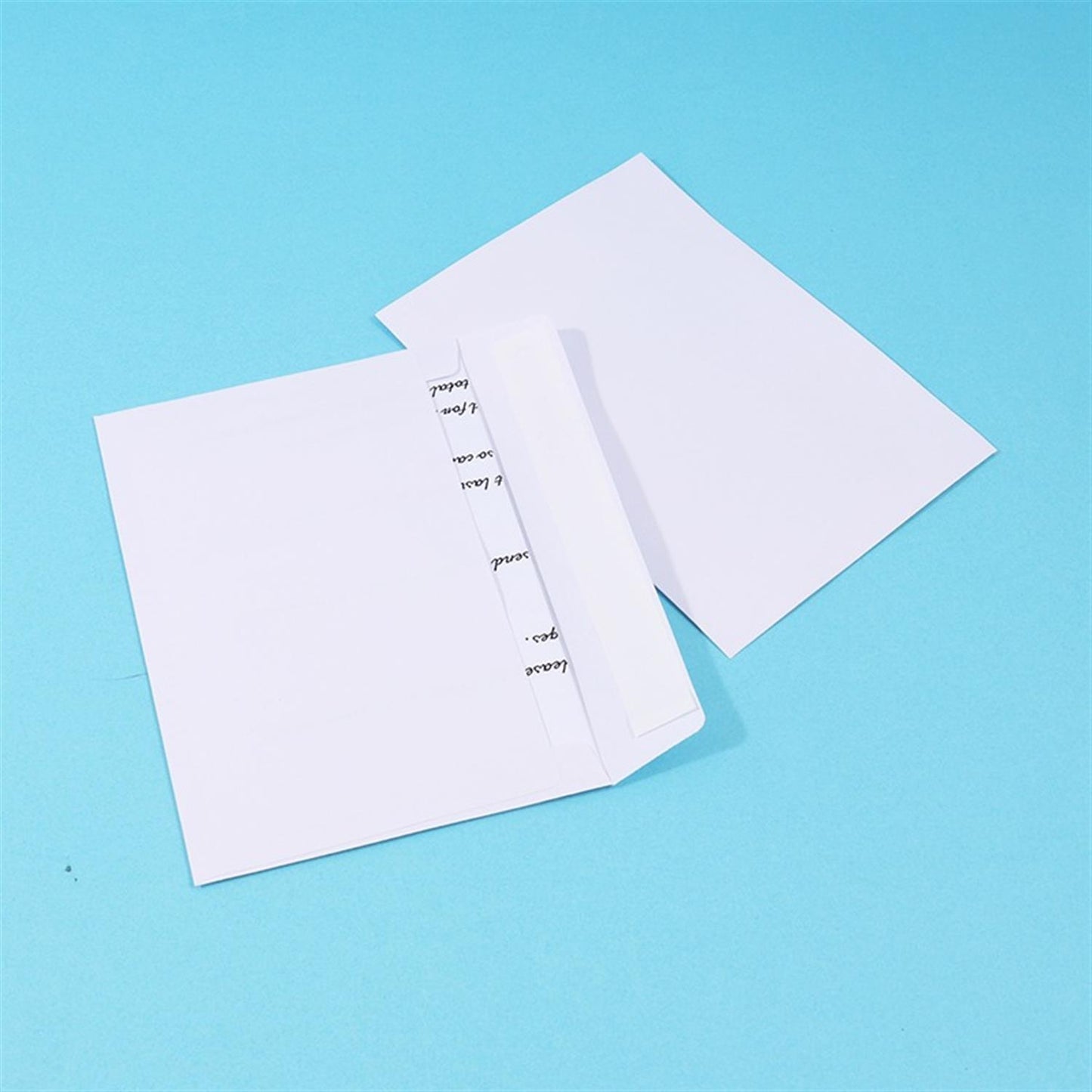 Pack of 25 White Plain Paper Self-Adhesive Mailing Envelopes 11.4 x 16.2cm