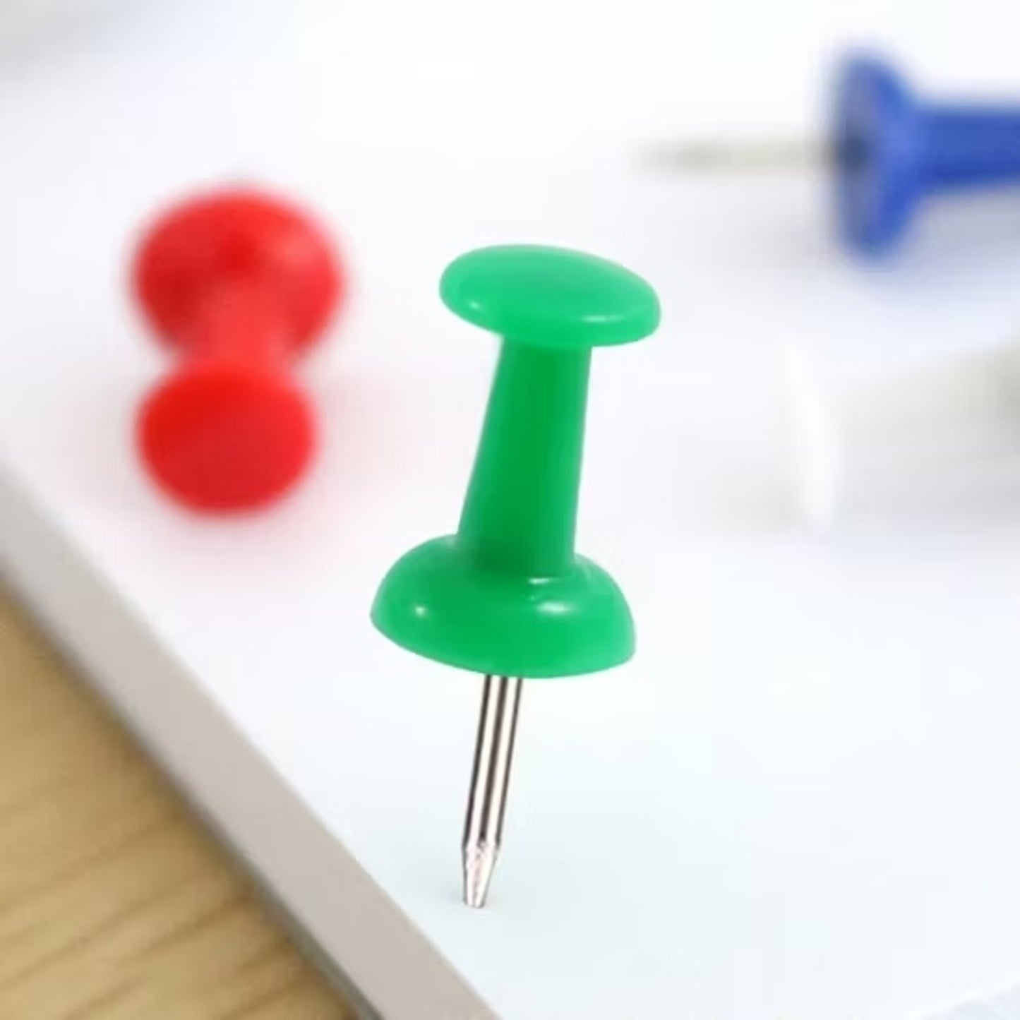 Bulk Pack of 500 Assorted Coloured Push Pins
