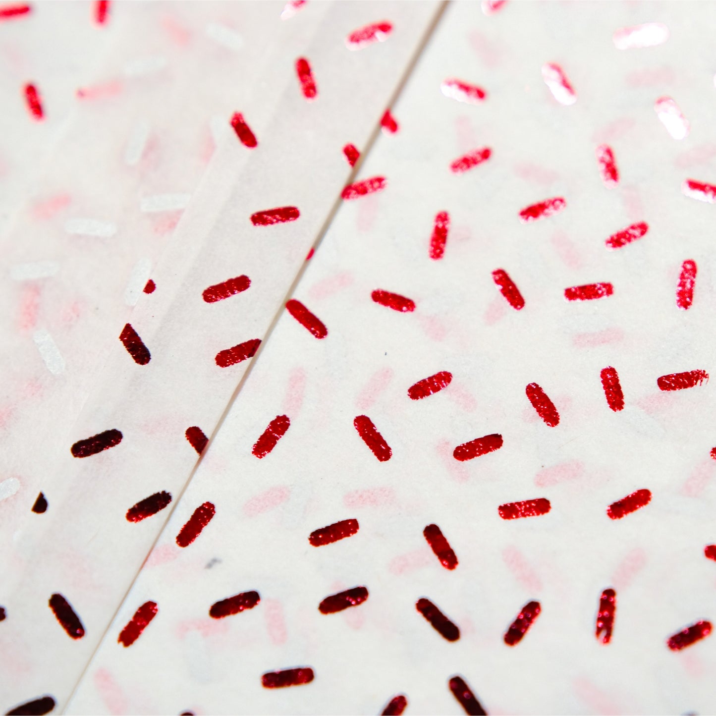 12 x Pack of 10 Confetti Sprinkles Luxury Red Metallic Plastic-Free 18gsm Tissue Paper Sheets 50x70cm - Patterned Tissue Paper for Xmas, New Year, Party, Wedding, Birthday Packing Present Gift Box DIY Art Crafts