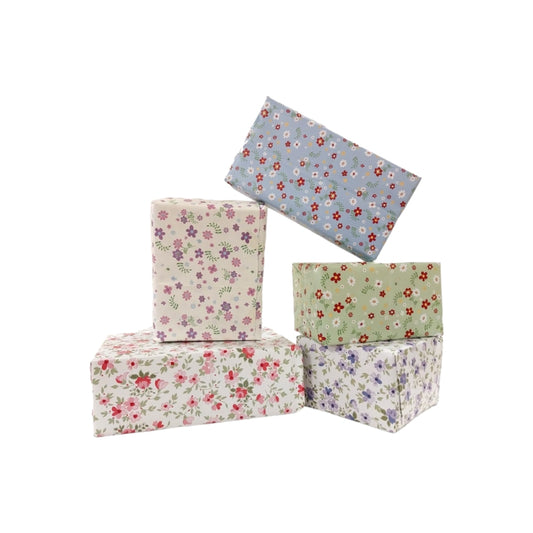 10 Sheets of Luxury Mix Designer Gift Wrapping Paper and Tags